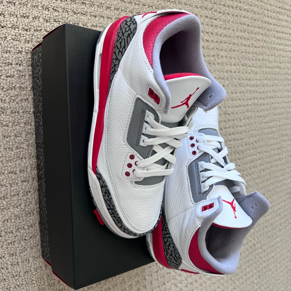 Jordan 3 Fire Red